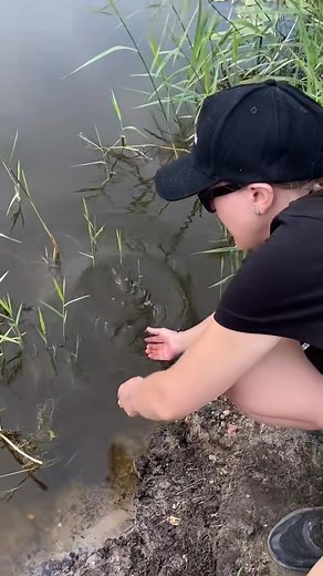 7.1K views · 65 reactions | wypuszczamy #fishing #fiszunia #womenfishing #ryby | Fiszunia | Facebook