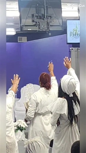 MORNING 🌄 GLORYYYYY Jan 3rd 2026 cannot be explained!! The wonders of YAHWEAH and his ⛅️ 🌥 🌦 of GLORYYYYY xfell on his people!!! Ahomministry.com Chief 👸 Apostle Rev Dr ArleneWilliams. | Arlene Williams