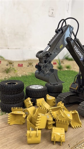 YIGONG RC Excavator Model - Fun Remote Control Play