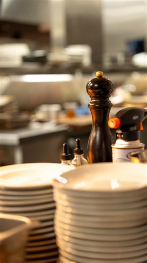 Fielding’s Steak is the perfect setting for an elevated dinner or a refined brunch this weekend- right in the heart of River Oaks. Exceptional cuts, thoughtful cocktails, and timeless ambiance come together effortlessly. 📍3750 Westheimer Rd Reserve your table now on OpenTable🥂 #RiverOaks #Houstonfoodies #HoustonDining | Fielding's Steak