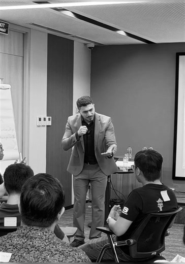 Genuinely grateful for the opportunity to coach the teams at Gameloft #vietnam Side note : I finally tried to fix my vibe coding skills in a room full of programmers. Safe to say the bug was between the keyboard and the chair. Thank you for the patience. The session was a reminder that meaningful growth across teams does not come from complex strategies, but from how we show up for one another every day. Across different roles and departments, clear communication and consistent appreciation shap