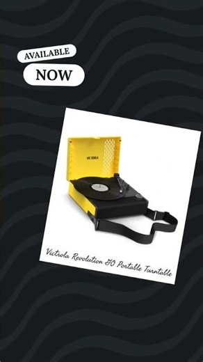 Best-seller: Victrola Revolution GO Portable Turntable