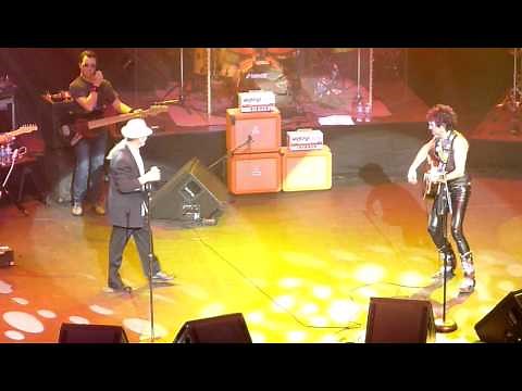 Alex Ligertwood - I'm Winning - World Stage 2011