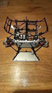 Montage de la Ferrari 330 P4 1/8 par Altaya N°35 et 36