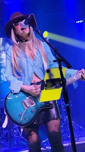 Orianthi (live)