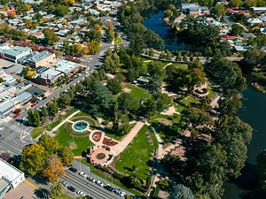 Australians Are Flocking to These Six Regional Farm Towns