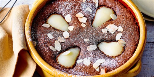 Speedy pear and chocolate pudding recipe