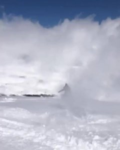 336K views · 9.8K reactions | Lush❄️❄️❄️ @nickgeisen  @mign_ucca #powpowpow . . . #heavenonearth #snowboarding #snow #snowboard #fun #shred #pow #powder | Snow Magazine | Facebook