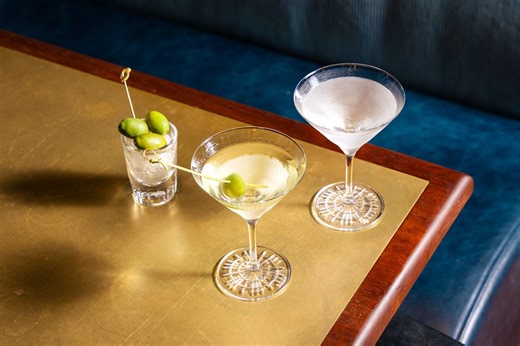 These Are the Best New York City Bars for a Martini, According to Experts
