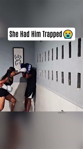 HE CAN’T ESCAPE 💀... #boxing #training