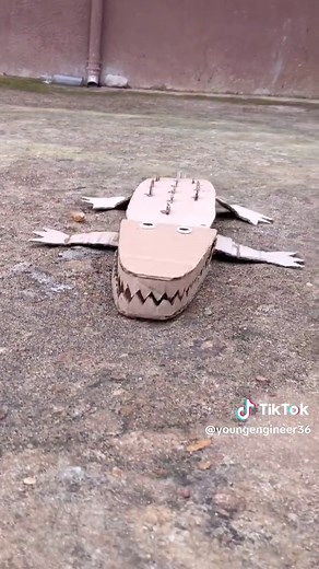 Discover the Amazing Robot Crocodile in Africa 🌍