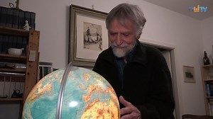 In 80 Tagen um die Welt: Der gebürtige Oldenburger Boris Herrmann hat die Vendée Globe beendet. Sein Vater Moritz Herrmann verfolgte das Segel-Abenteuer über einen Livestream. | NWZonline