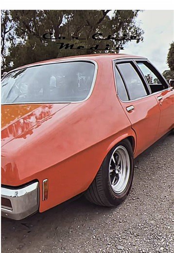 Nostalgic Journey Through the 80s in Australia