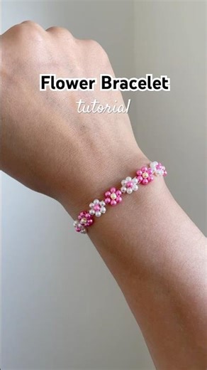 flower bracelet tutorial #beadedbracelet #tutorial #diy #preppy