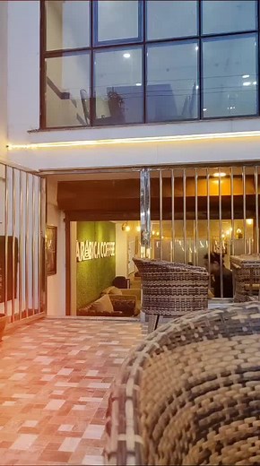 Exploring a Modern Coffee Shop Interior Design