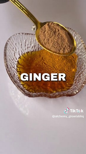 How to make natural anti-inflammatory remedy. How to make natural anti-inflammatory with honey, turmeric, ginger and black pepper. #health #naturalantiinflammatory #naturalremedy #naturalrecipes #antiinflammatory #naturalremedy
