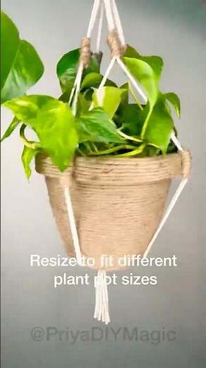 Easy DIY Macrame Plant Hanger 🌿 | Stylish Home Decor #MacrameDIY #PlantHanger #HomeDecor #BohoDecor