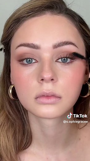 Cinnamon Girl Makeup Tutorial for Winter