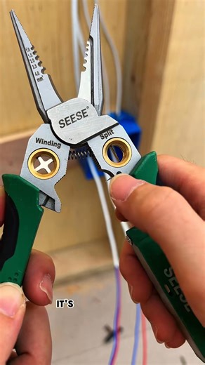 90K views · 537 reactions | Link  https://vipdigitalpresence.net/collections/the-vault Master assembling, disassembling, and the skills of a true electrician. Link is in our bio. #TryingToBeElectricians #AssembleWithEase #DisassembleSmart #LearnTheTrade #StarterKit #SafeWorkTools #SkillBuilding #HandsOnTraining #DIYProjects #ToolboxReady #WorkSmart #USA #THEUSA #UK #Australia #Newzealand #Canada USA THE USA UK Australia Newzealand Canada | V.I.P Digital Presence 4th Page | Facebook
