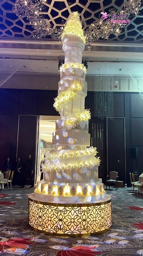 Sri Lankan Wedding Cake Masterpiece | A Taste of Heaven