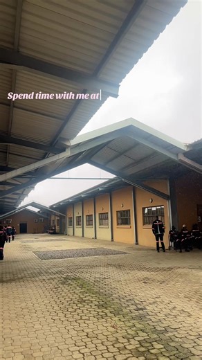 Kaone Segaetsho (@kaone_segaetsho)’s videos with Moment of Silence - Broken Beat - Dj Clizo