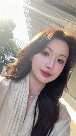 Tổng kết 2025: Vẫn chưa lấy chồng và nhuộm tóc đẹp