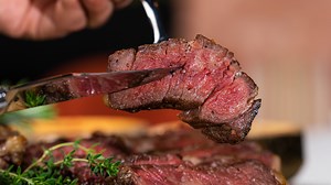 大根おろしでお肉をやわらかくする裏技がすごい！【柔らかくなった漬け込み時間も】 | クラシル