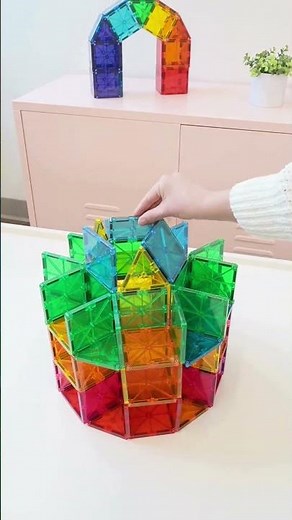 Let's Build an Easy MAGNA-TILES® Car Garage!