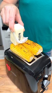 97K views · 356 reactions | How I roast corn on a toaster. #lifehacks #fallflavors #fallrecipes | Planet Nature | Facebook