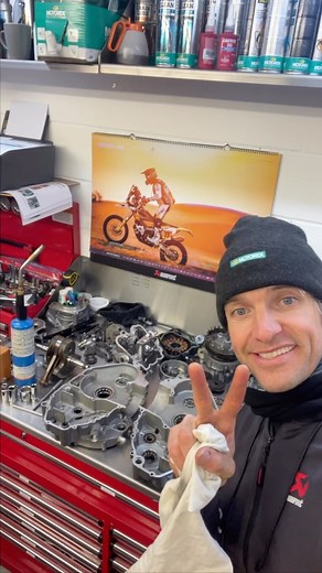 9.6K views · 547 reactions | Replacing engine case bearings without the use of force. Nice when they just drop in like that  Heat the cases 掠 and cool 略 the bearings, no force required, easy  #lyndonposkittracing #enginebuild | Lyndon Poskitt | Facebook