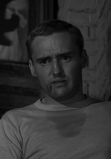 The Twilight Zone S04:E04 - He's Alive