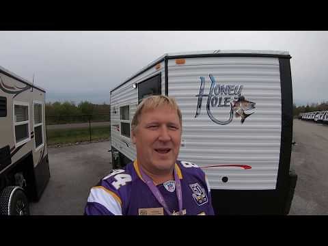 2020 Ice Castle 10' Honey Hole Fish House