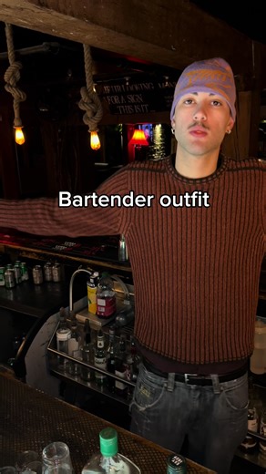 Stylish Bartender Outfit Ideas