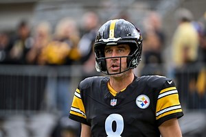 Aaron Rodgers Sends Strong Warning to Steelers Teammate After Injury Scare