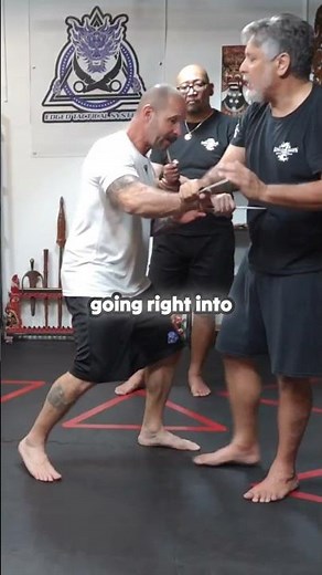 Master the Art of Silat Knife Fighting Techniques!
