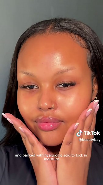 Say hello to haruharu wonder, now available at BEAUTY BAY! 🖤✨ Your K-beauty obsession just got an upgrade with skincare that’s powered by fermented ingredients for deeper hydration, better absorption, and next-level glow 🌿💦 From the iconic Black Rice Toner to must-have creams and serums, this cult-fave brand is here to level up your skincare routine 💖 Ready to transform your skin? Shop now and get that K-glow! ✨ 📹: @kaadijaa #haruharuwonder #KBeauty #GlassSkin #BEAUTYBAY #KoreanSkincare