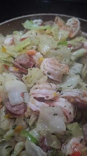 Creole Swamp cabbage is Southern smothered cabbage simmered in a rich, luxurious Creole gravy. #mygamekitchenlane🌶 #Cruise