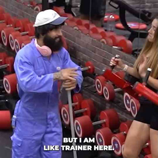 This Cleaner Act Shocked Girls At The Gym