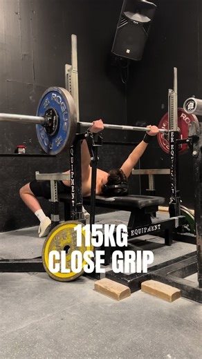 CG BENCH - 115kg x 5! #powerlifting #bodybuilding #bench