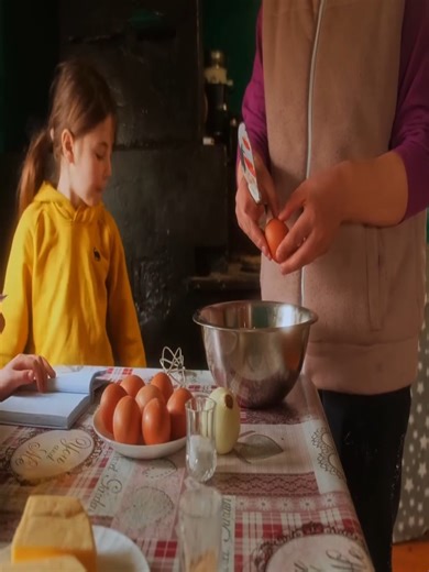 Mountain family baking bread. | Country Food