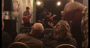 More singing with Bo Monrad. | Michael Pedersen