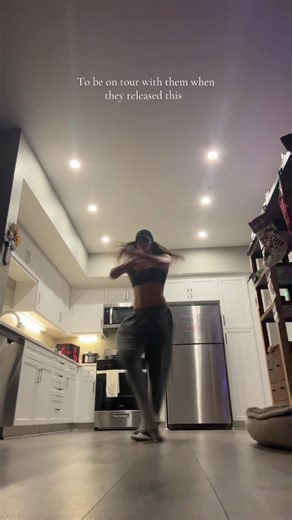 Back at it with a “Kitchen dance break “ #dance #fyppp #chrisbrown #tyga #girlyouloud @chrisbrownofficial @Tyga