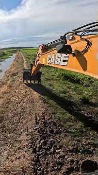 Escavadeira hidráulica em operação