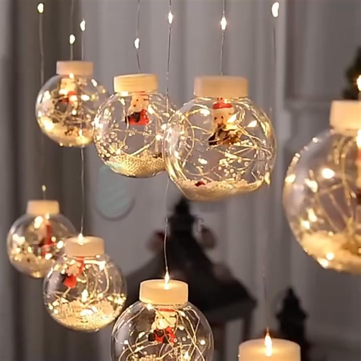 77 reactions | Bolas iluminadas únicas  Siente la magia de esta Navidad 珞 La combinación perfecta de luces y bolas ✨ Una preciosa decoración navideña para tu hogar Compra ahora  | Superzebra | Facebook