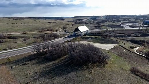 Meet Virginia and Anthony, Shea Homes Colorado homeowners at The Canyons in Castle Pines, CO. In this video, this couple shares the many reasons they love calling The Canyons home. And yes, one of those reasons is seeing Elk on a daily basis. | Shea Homes