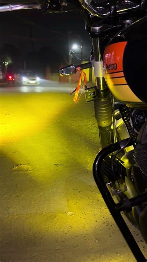 India’s Most Powerful Fog Light for Interceptor 650 | Night Test