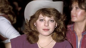 'My Three Sons' Star Dawn Lyn in a Coma After Brain Surgery