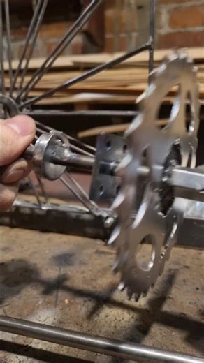 kinetic sculpture / spring #art