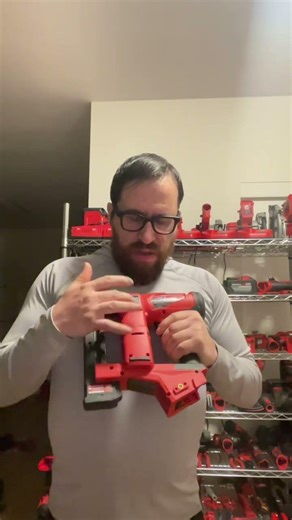 Milwaukee m18 18 gauge narrow crown stapler