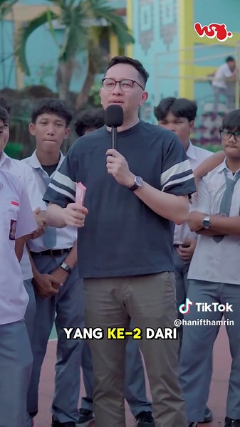 Gak gampang karena grogi, dikasih extra nyawa juga masih grogi guys. Yok SMA lain di jabodetabek yg ada 10 org satu sirkel komen buat tantang gw di bawah 👇🏻